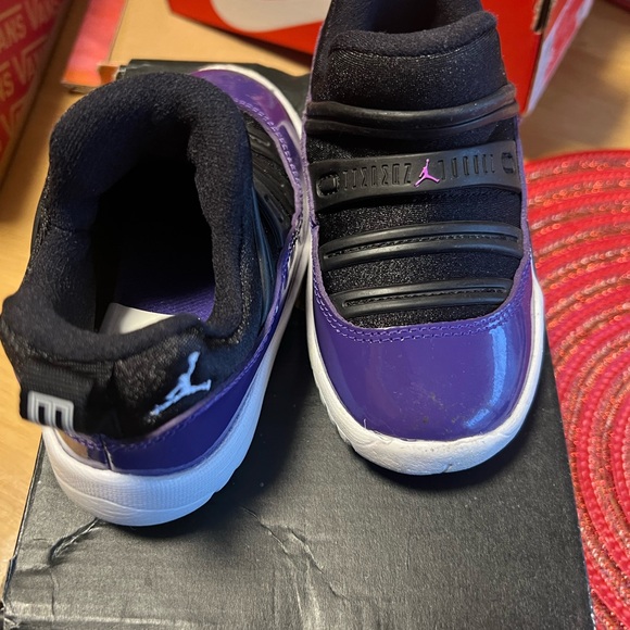 Jordan - Picture 2 of 2